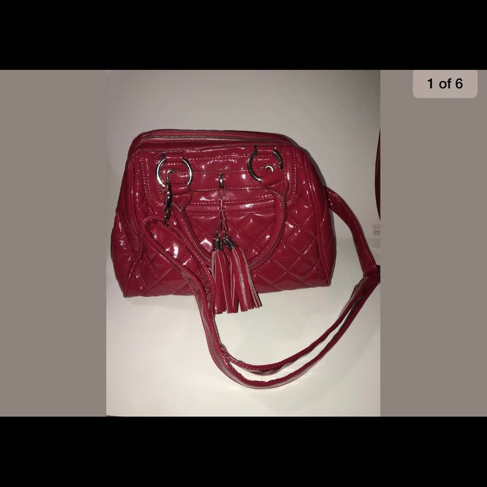 Red quilted Steve Madden purse EUC